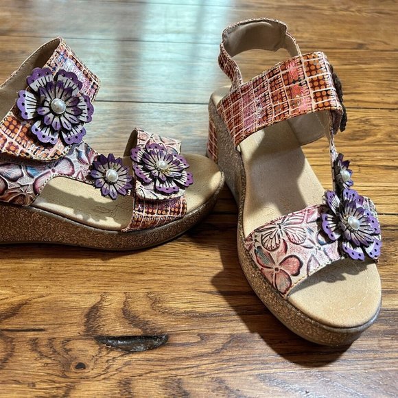 L'Artist Sandal by Spring Step - Picture 2 of 10